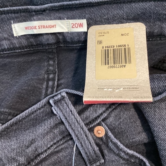 Levi's Wedgie Straight Crop Jeans Cut and Dry Size 20W - Picture 7 of 8